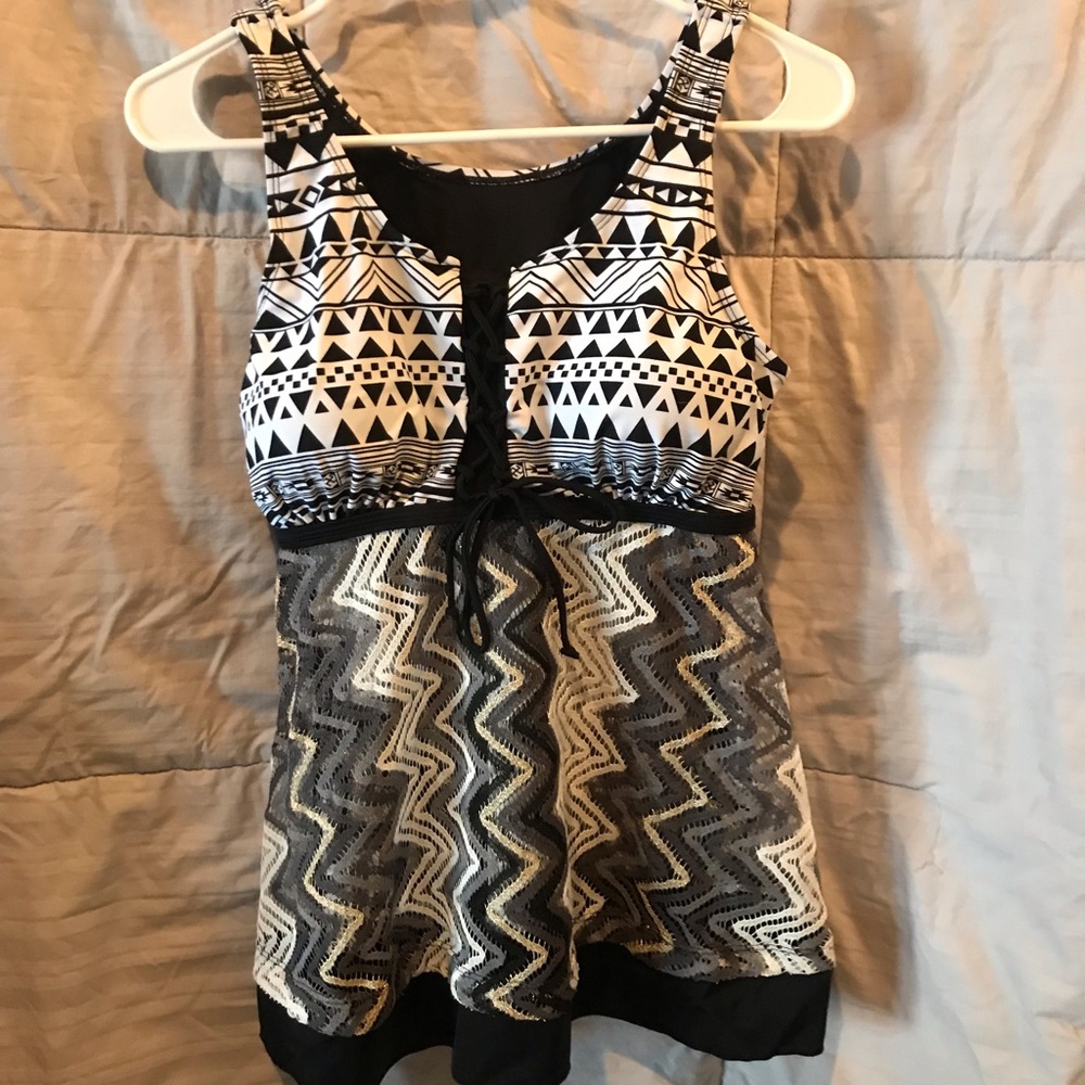 Bikini top with lace torso